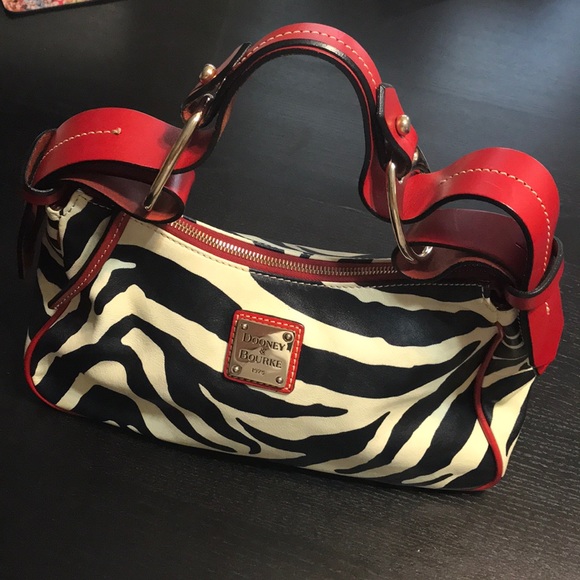 🎉 HP 🎉 Dooney & Bourke Large Zebra Hobo Bag - Picture 3 of 10